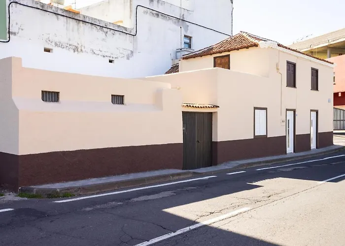 Ek Casita Vieja *